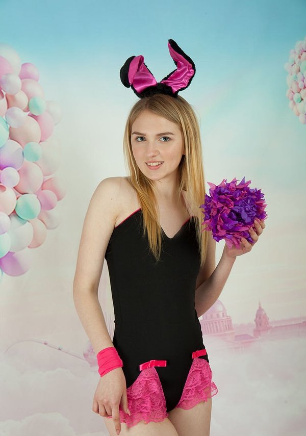 Нелинка, 22 года, 3 размер груди